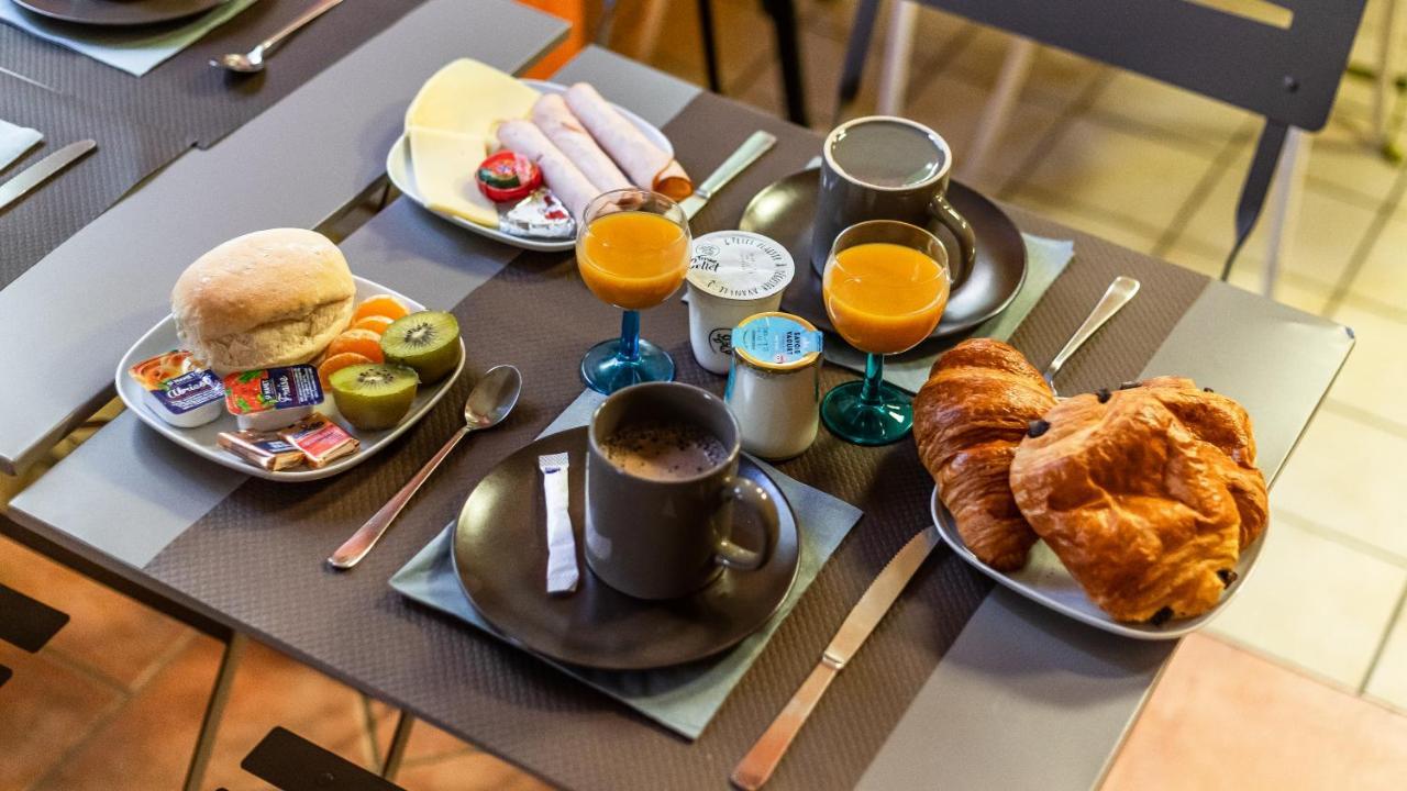 Hotel Furania Сент-Этьен Экстерьер фото